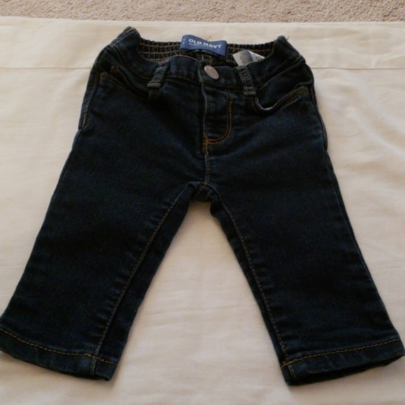 Old Navy Jeans - Picture 1 of 5